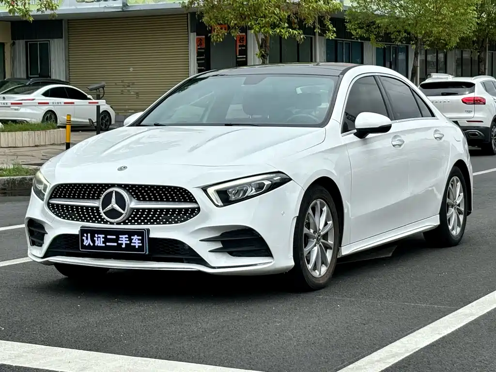 Mercedes-Benz A-Class 2020 — фото 1