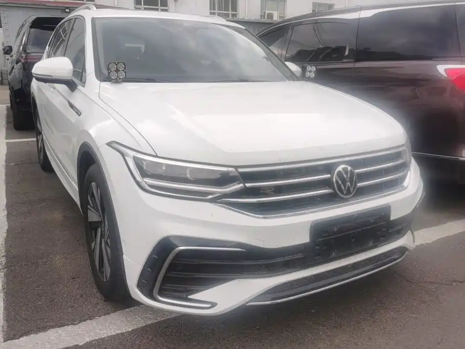 Volkswagen Tiguan L 2023