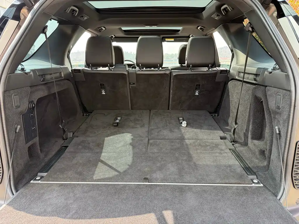 Land Rover Discovery 2018 — фото 26