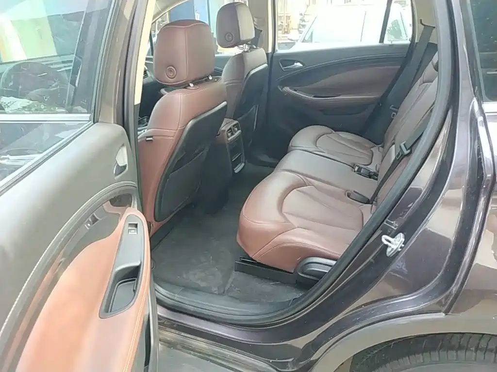 Buick Envision Plus 2017 — фото 17