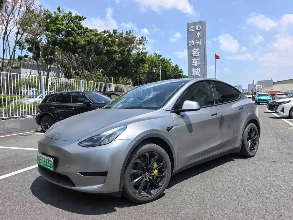 Tesla Model Y 2023 — фото 1