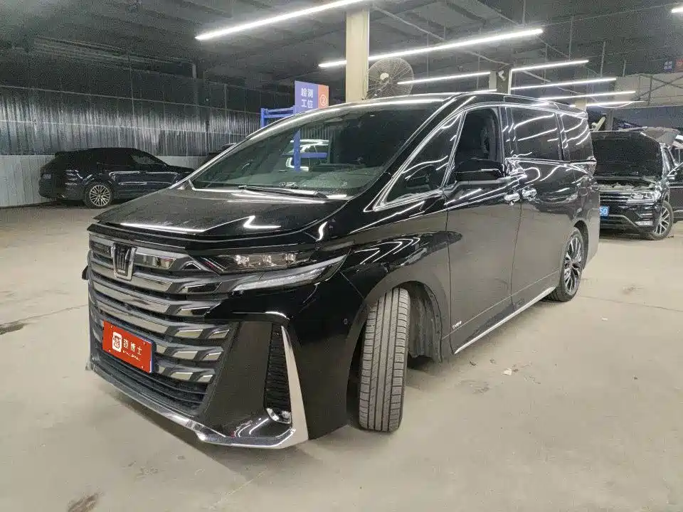 Toyota Vellfire 2025 — фото 7