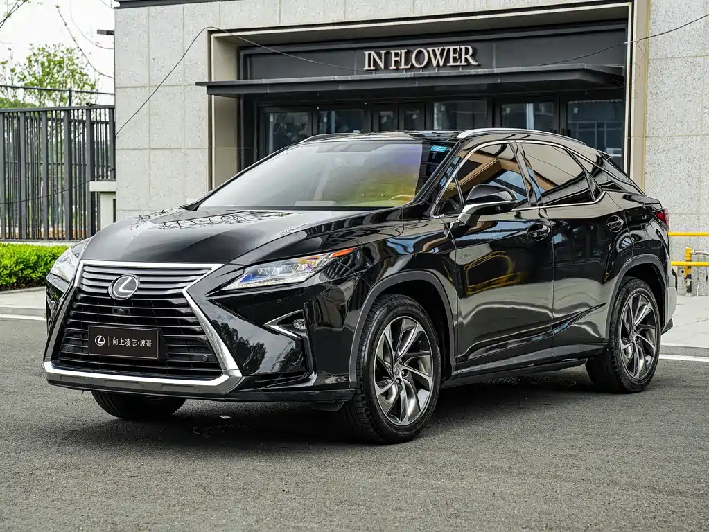 Lexus RX 2017 — фото 1