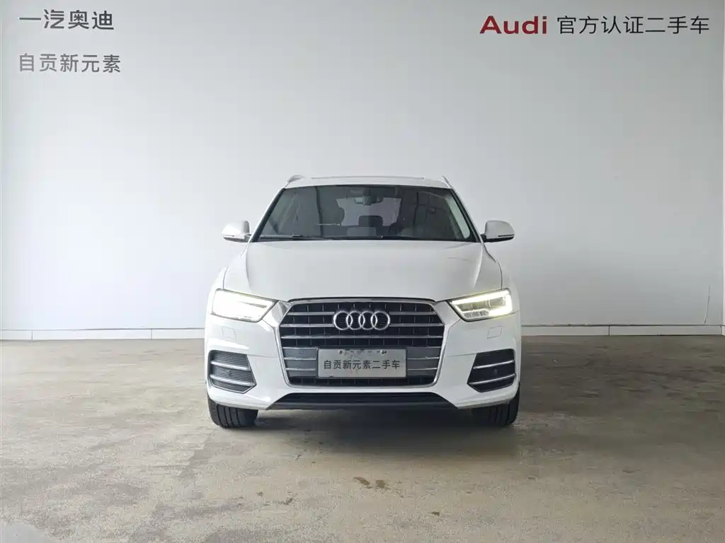 Audi Q3 2018 — фото 16