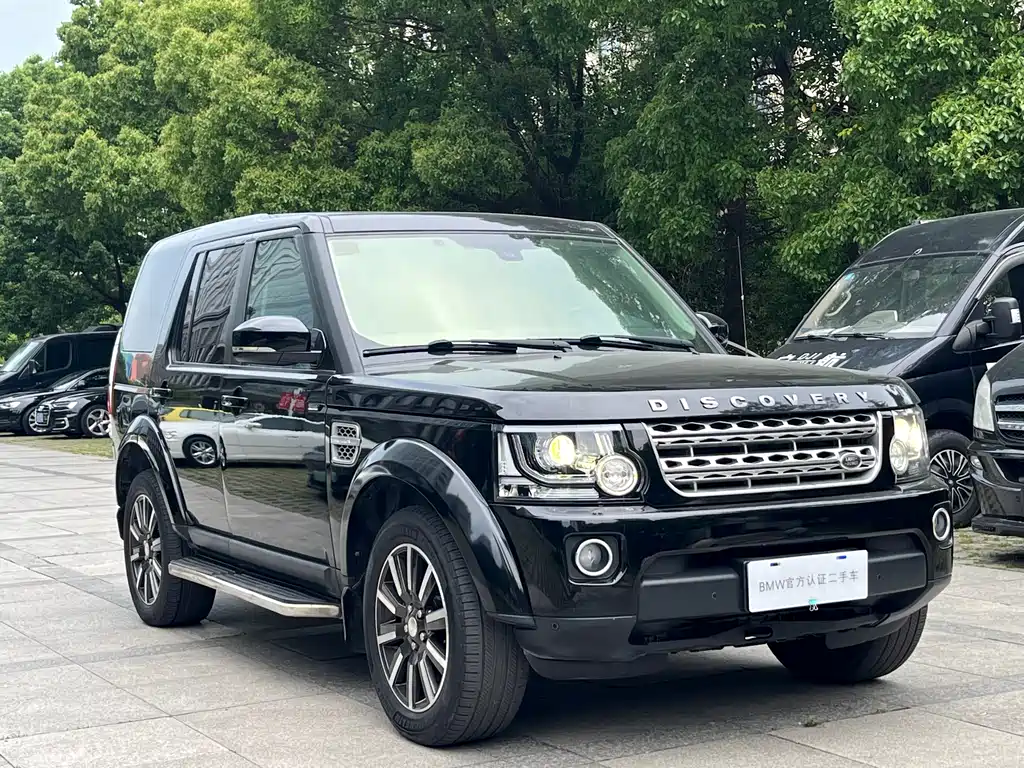 Land Rover Discovery 2015 — фото 15