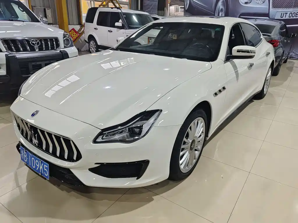 Maserati Quattroporte 2014