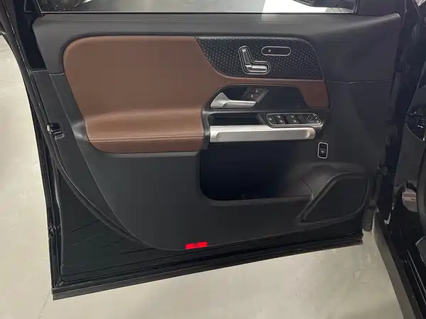 Mercedes-Benz GLB 2026