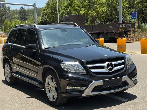 Mercedes-Benz GLK-Class 2015