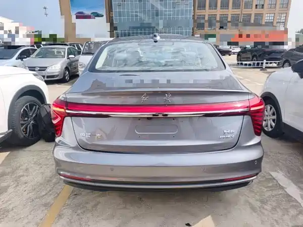 Hongqi H5 PHEV 2025