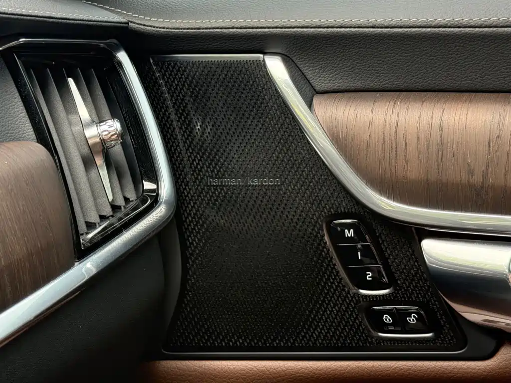 Volvo S90 2021 — фото 18