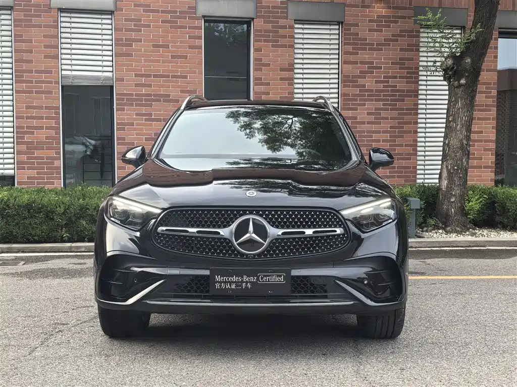 Mercedes-Benz GLC 2025