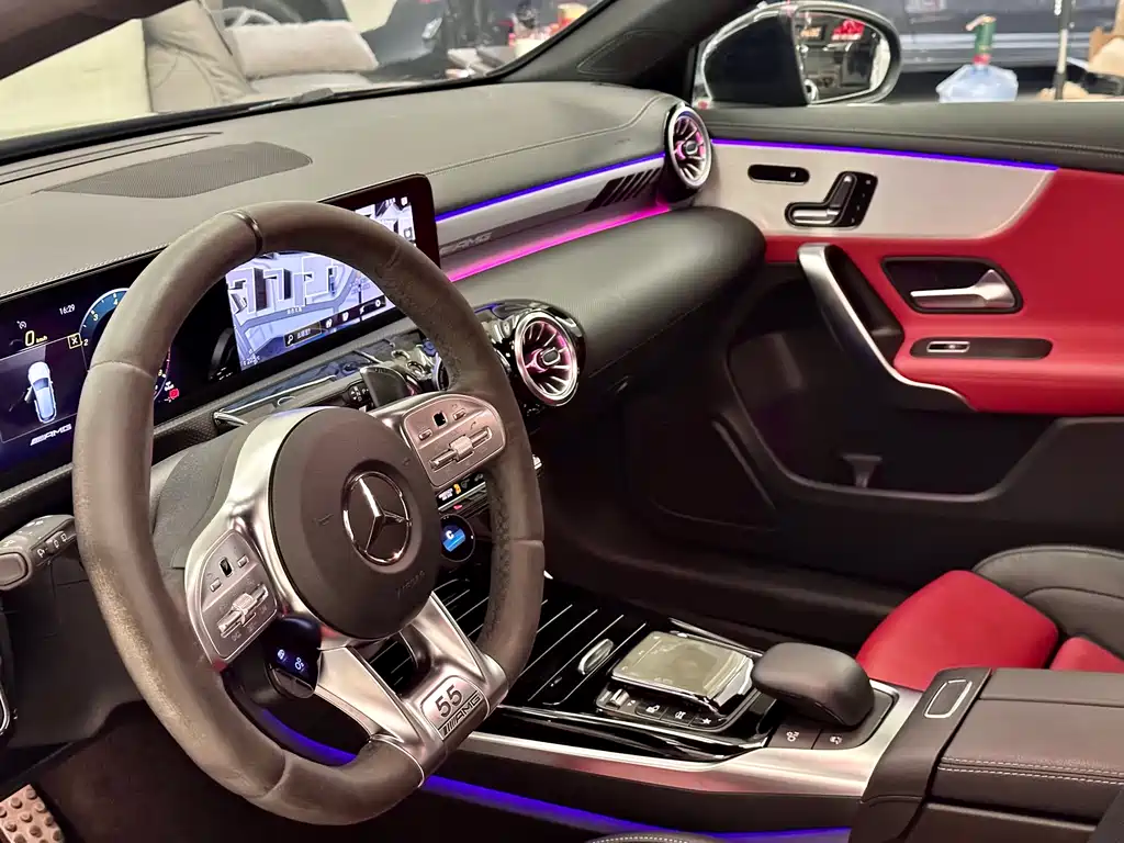 Mercedes-Benz A-Class AMG 2023 — фото 8