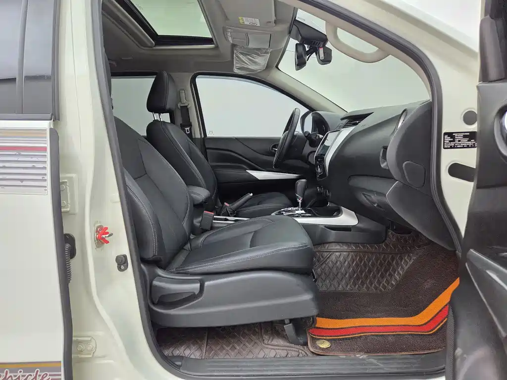 Nissan Terra 2023 — фото 10