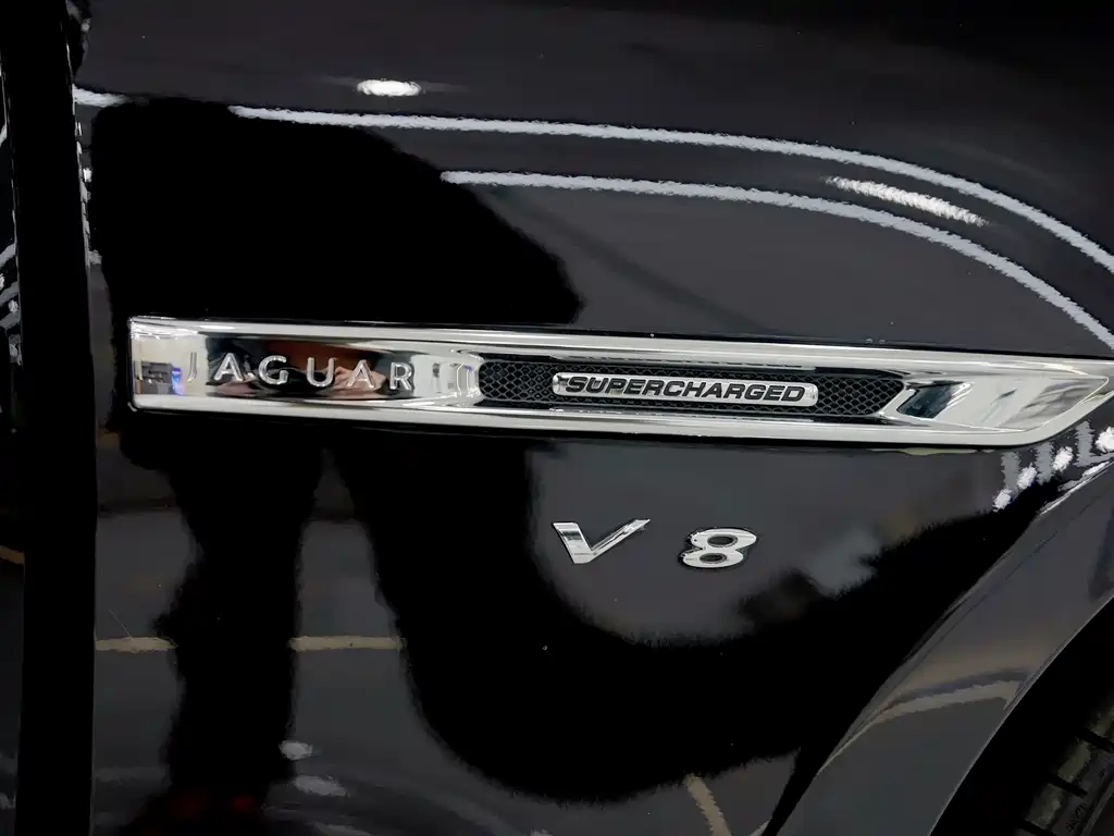 Jaguar XJ 2014 — фото 12