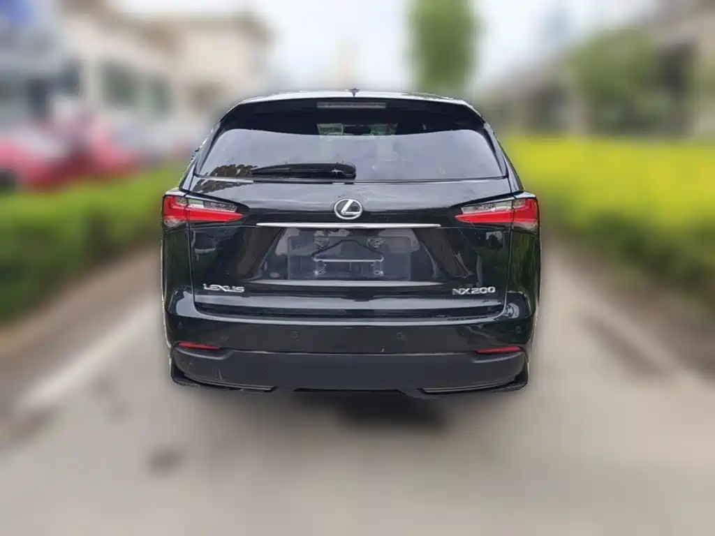 Lexus NX 2016 — фото 10