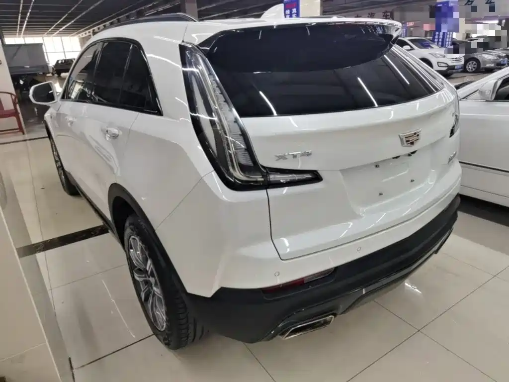 Cadillac XT4 2018 — фото 5