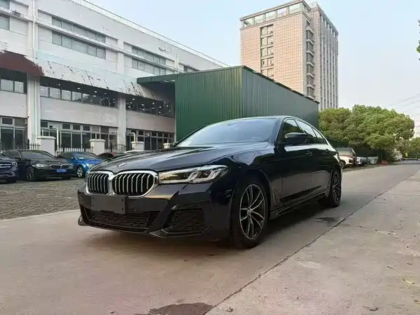 BMW 5 Series 2023