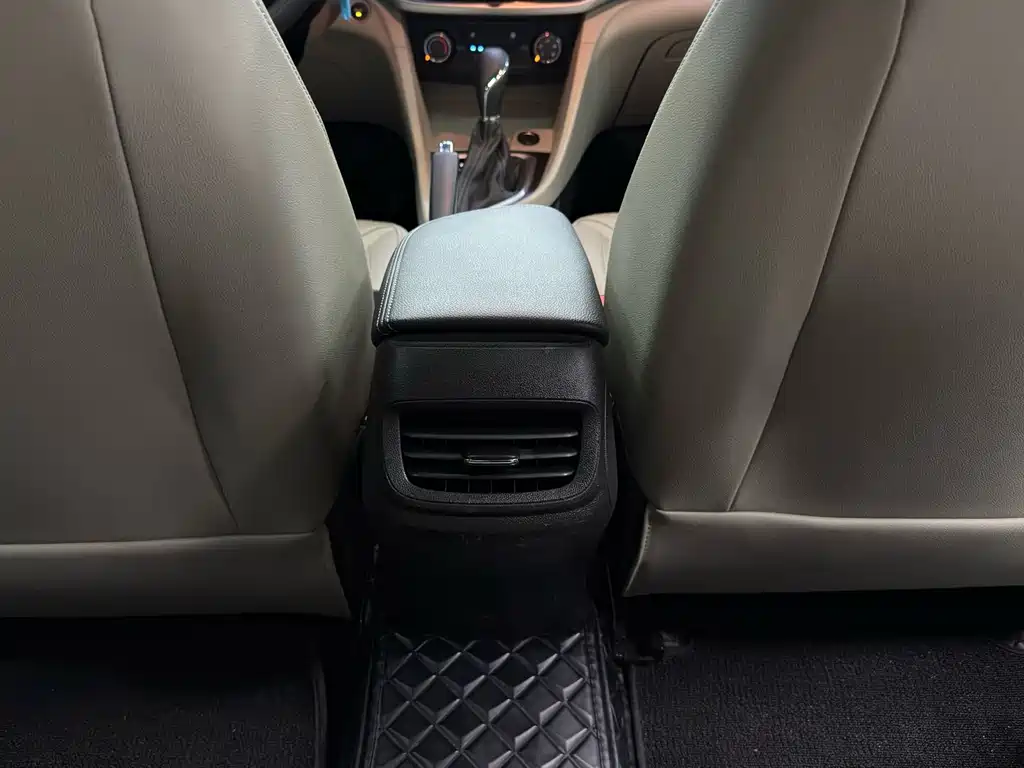 Buick Excelle 2020 — фото 14