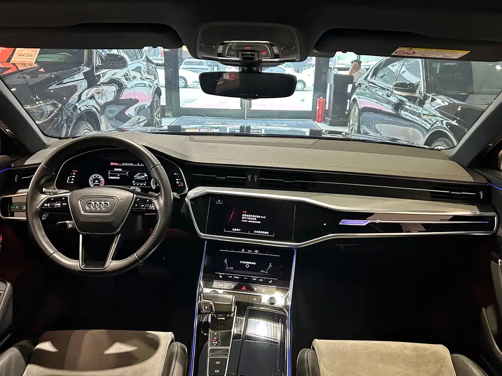 Audi A6L 2021 — фото 24