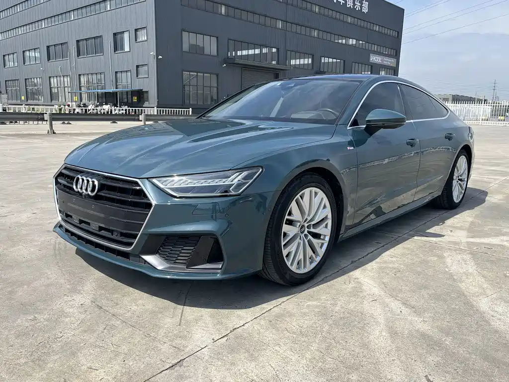 Audi A7 2021 — фото 25