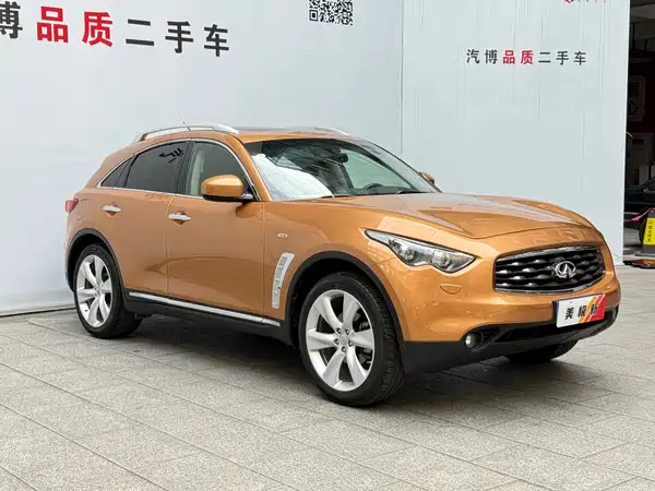 Infiniti FX 2011