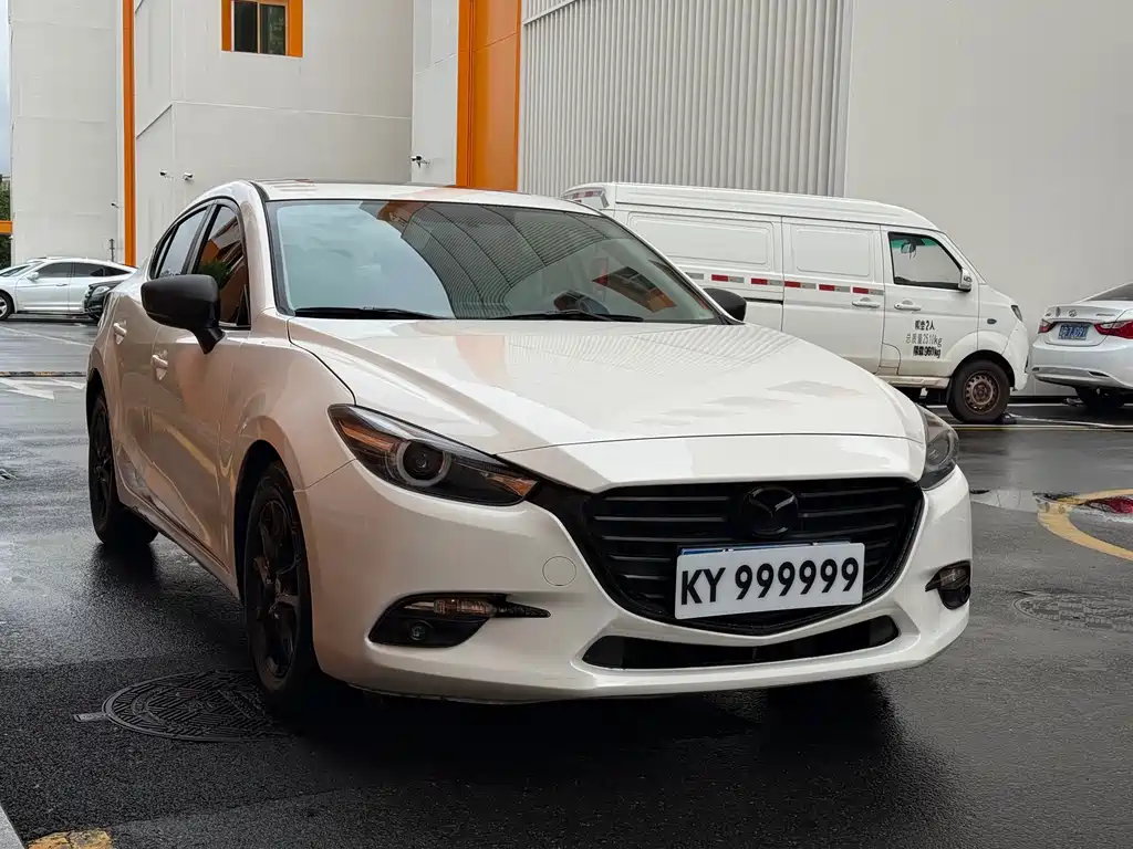 Mazda 3 Axela 2017 — фото 2
