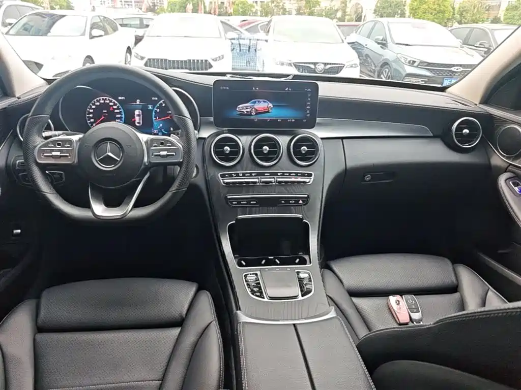 Mercedes-Benz C-Class 2020 — фото 10