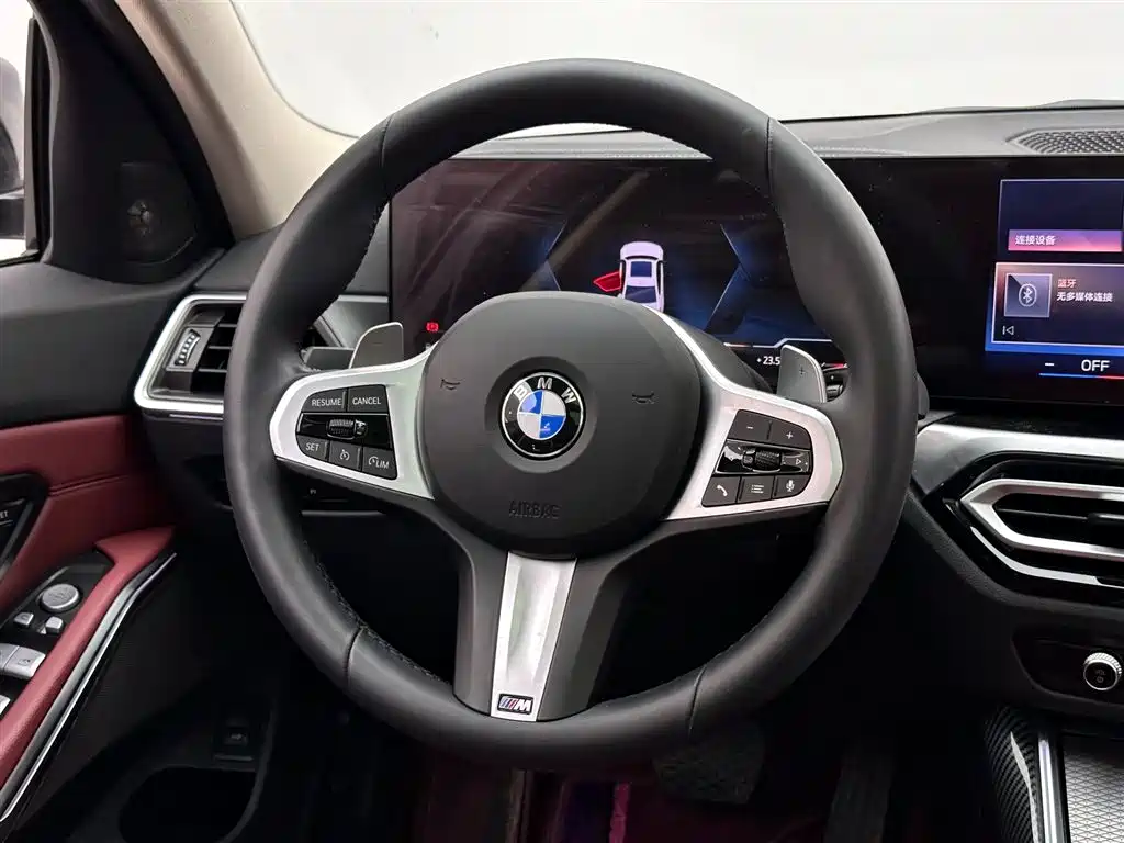 BMW 3 Series 2024 — фото 12