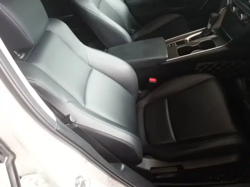 Honda Accord 2019 — фото 25