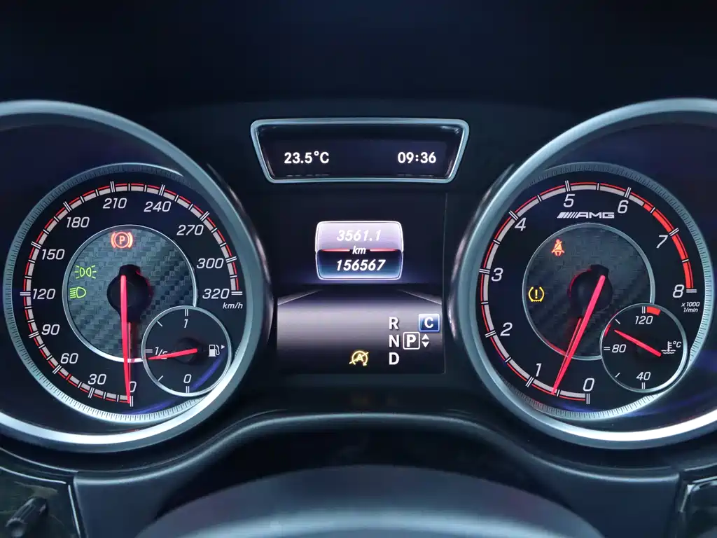 Mercedes-Benz GLS AMG 2018 — фото 18