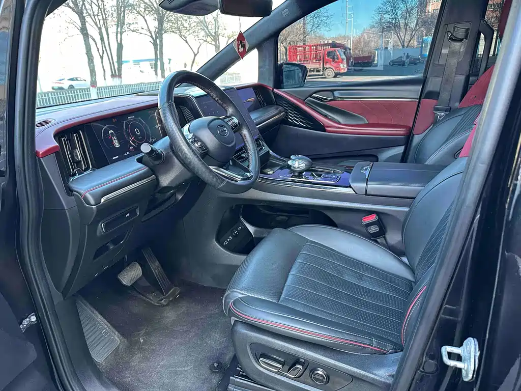 GAC Motor Trumpchi M8 2023 — фото 4