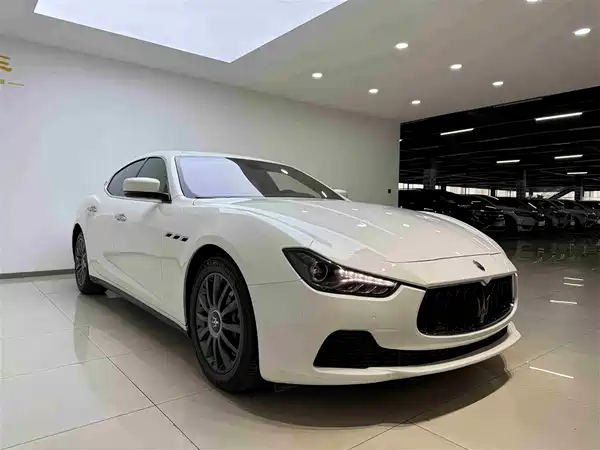 Maserati Ghibli 2015