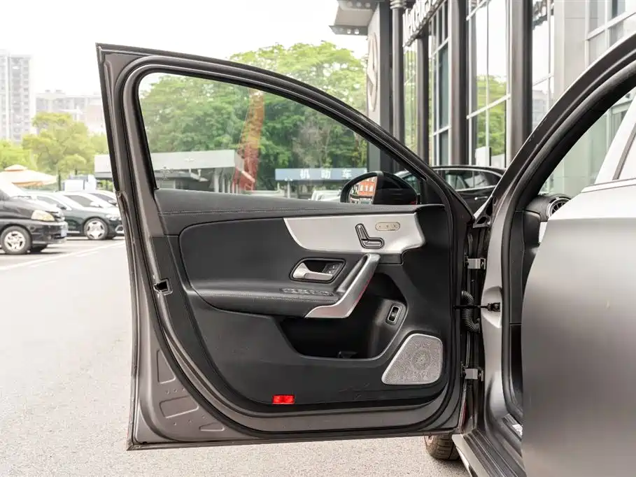 Mercedes-Benz A-Class AMG 2022 — фото 13