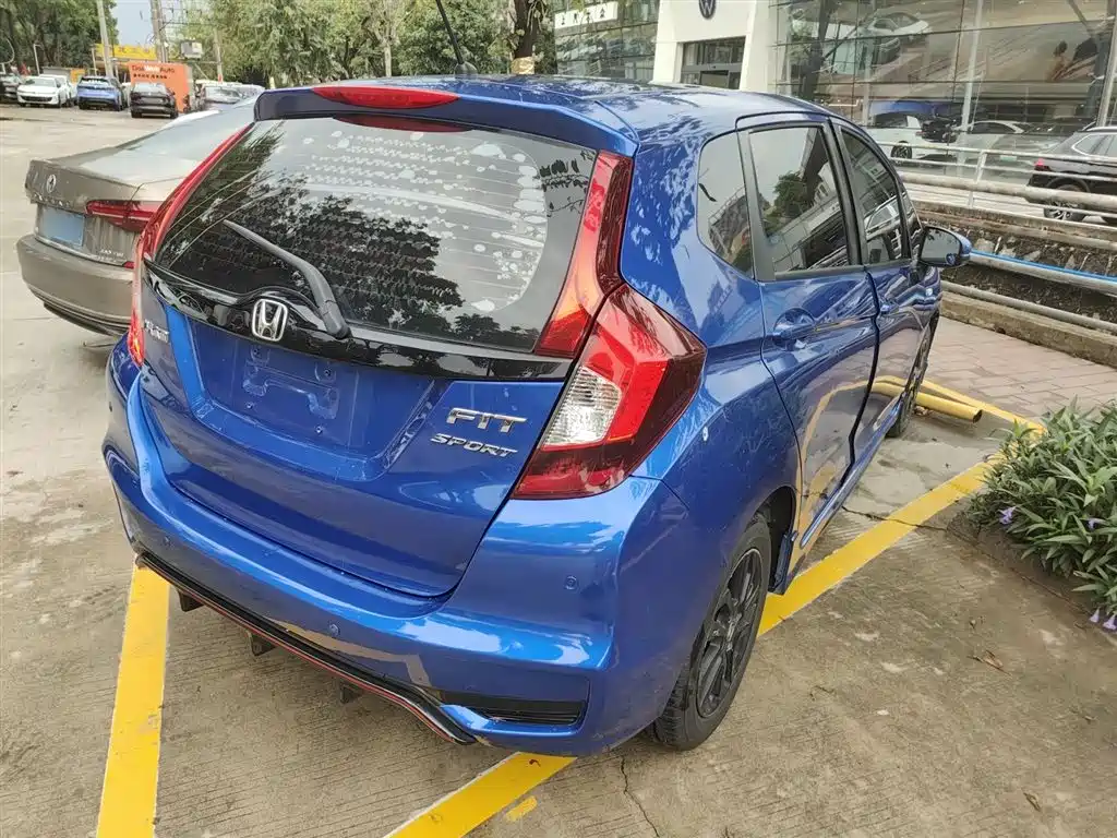Honda Fit 2019 — фото 5