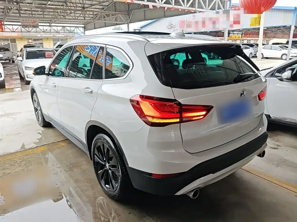 BMW X1 2019 — фото 5