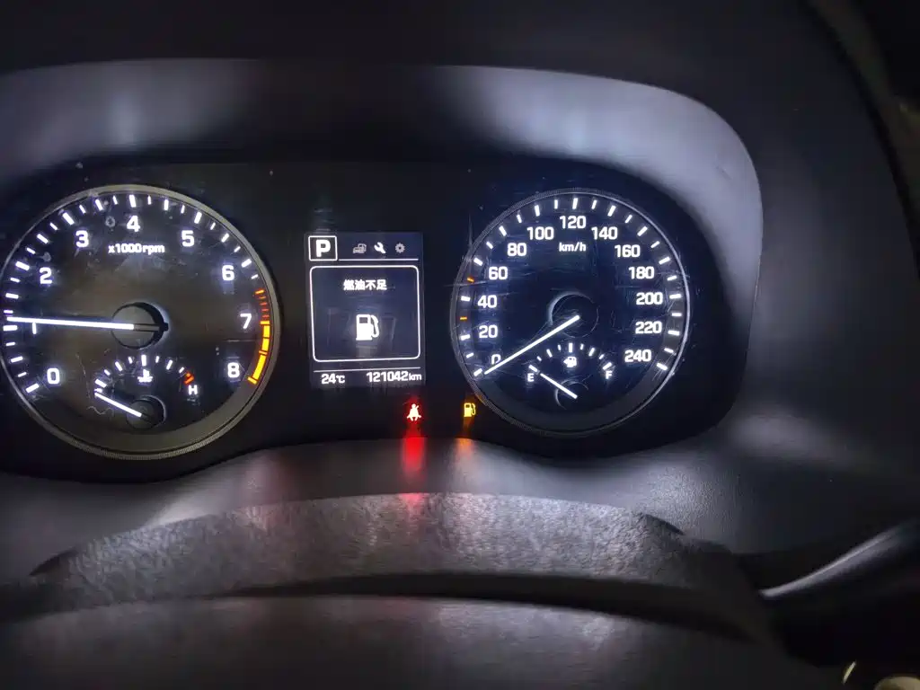 Hyundai Tucson 2017 — фото 3