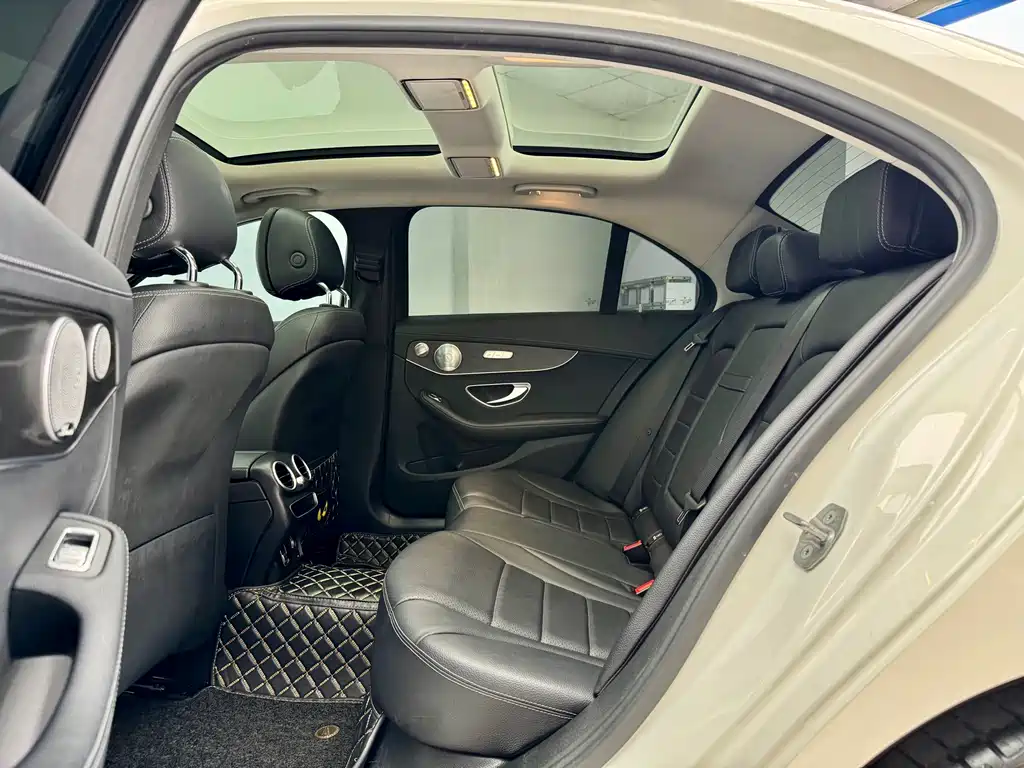 Mercedes-Benz C-Class 2021 — фото 10