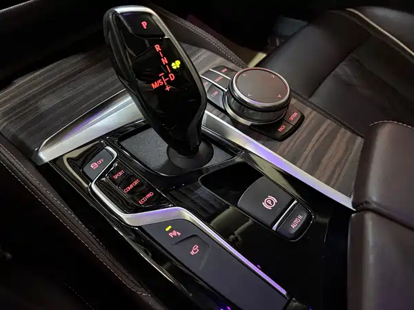 BMW 5 Series 2019
