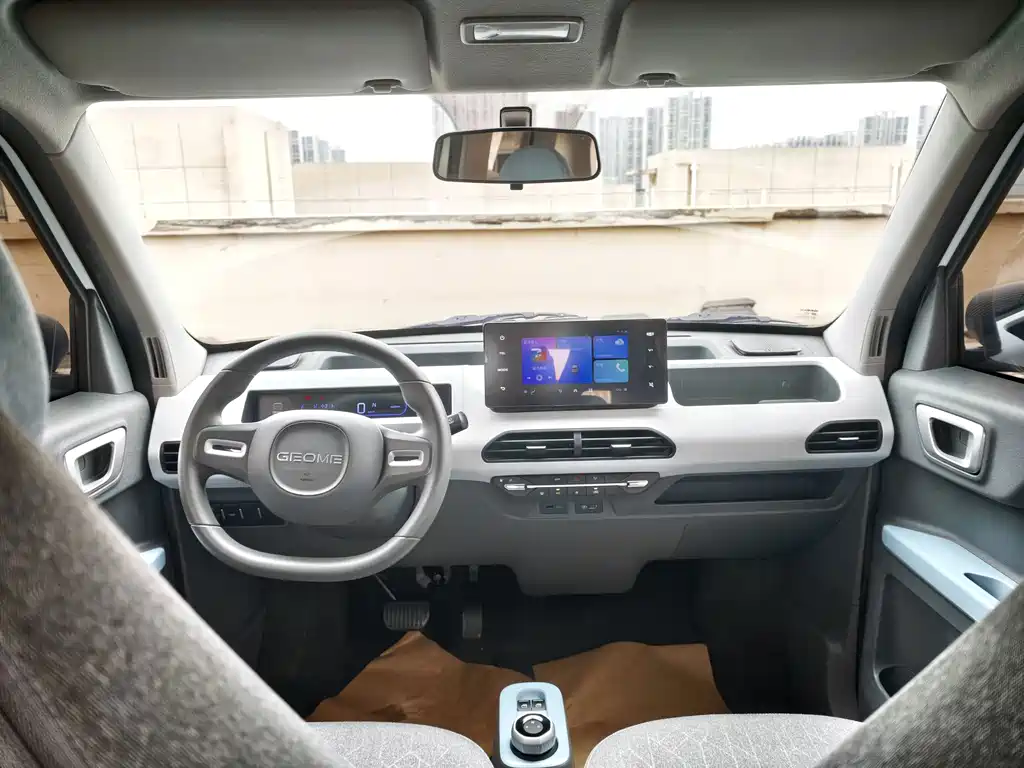 Geely Galaxy Panda 2025 — фото 11
