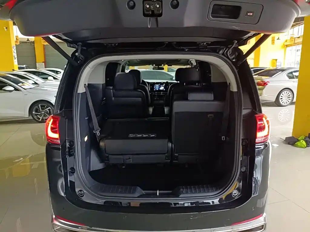 GAC Motor Trumpchi M8 2022 — фото 19