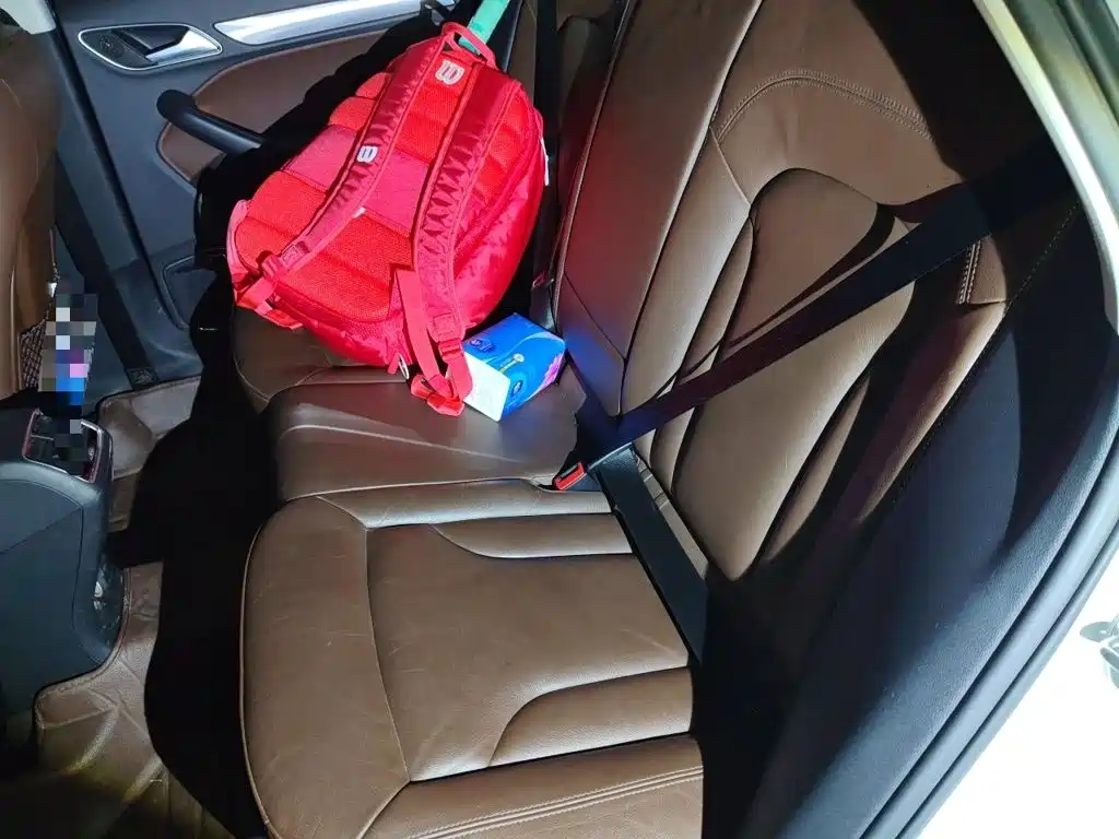 Audi Q3 2018 — фото 14