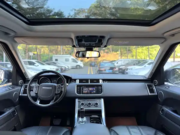 Land Rover Range Rover Sport 2016