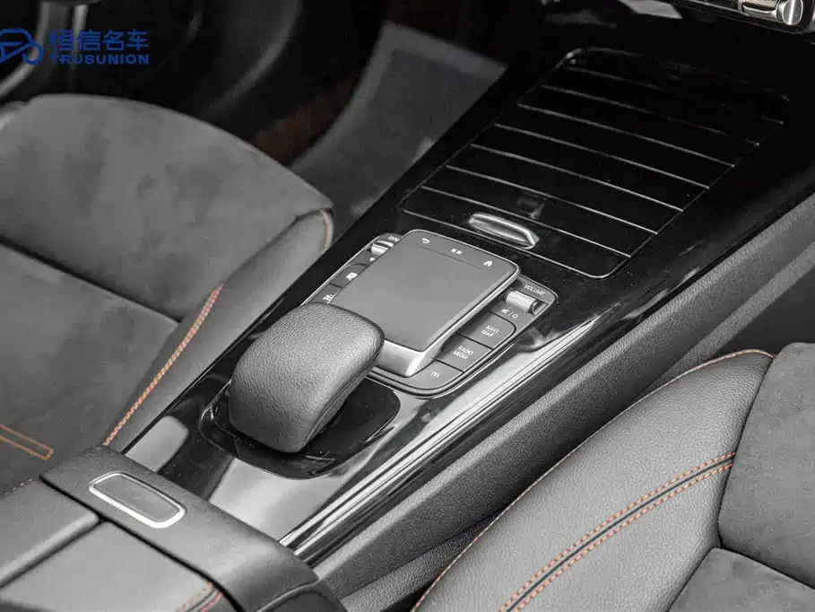 Mercedes-Benz A-Class 2023 — фото 19