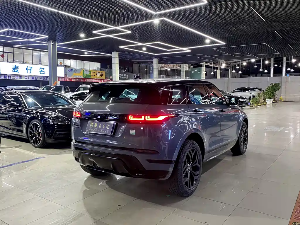 Land Rover Evoque 2021 — фото 4