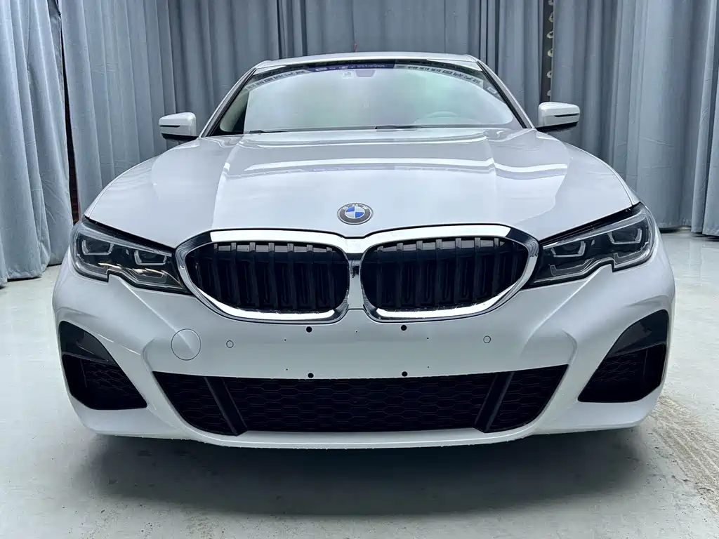 BMW 3 Series 2022