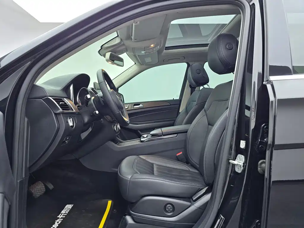 Mercedes-Benz GLE 2018 — фото 13