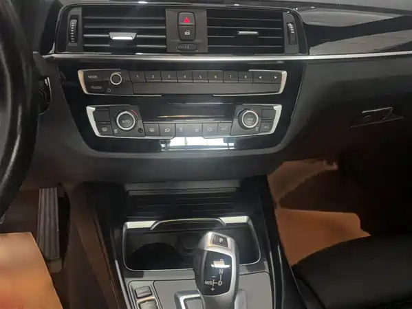 BMW 2 Series 2019