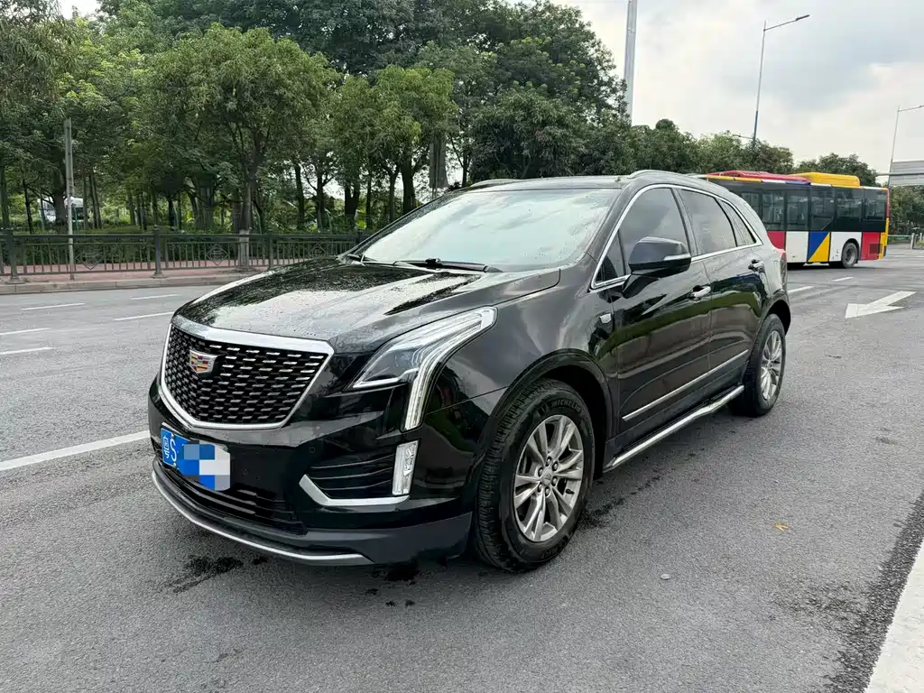 Cadillac XT5 2020 — фото 1