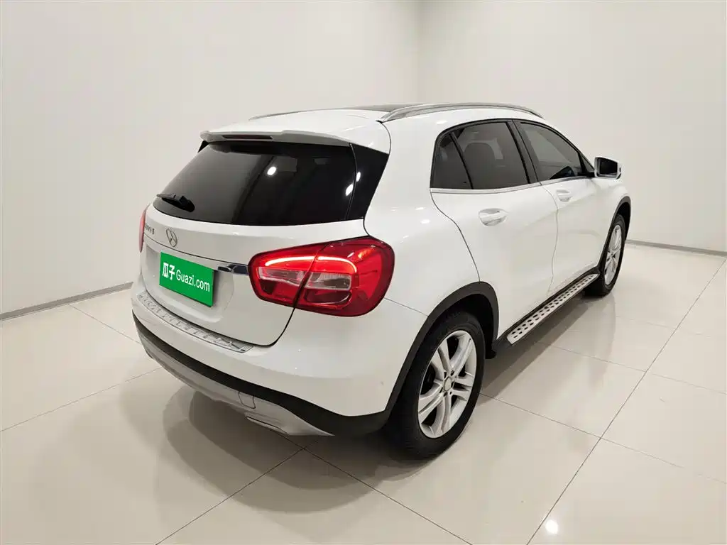 Mercedes-Benz GLA 2017 — фото 5