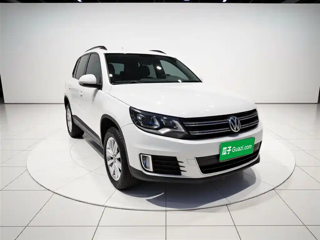 Volkswagen Tiguan 2015 — фото 4
